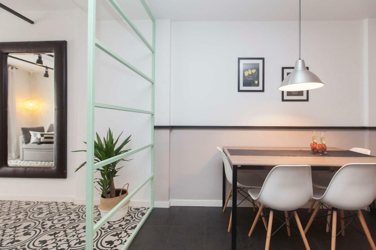 Short Stay Group Liceu Serviced Apartments บาร์เซโลนา ภายนอก รูปภาพ