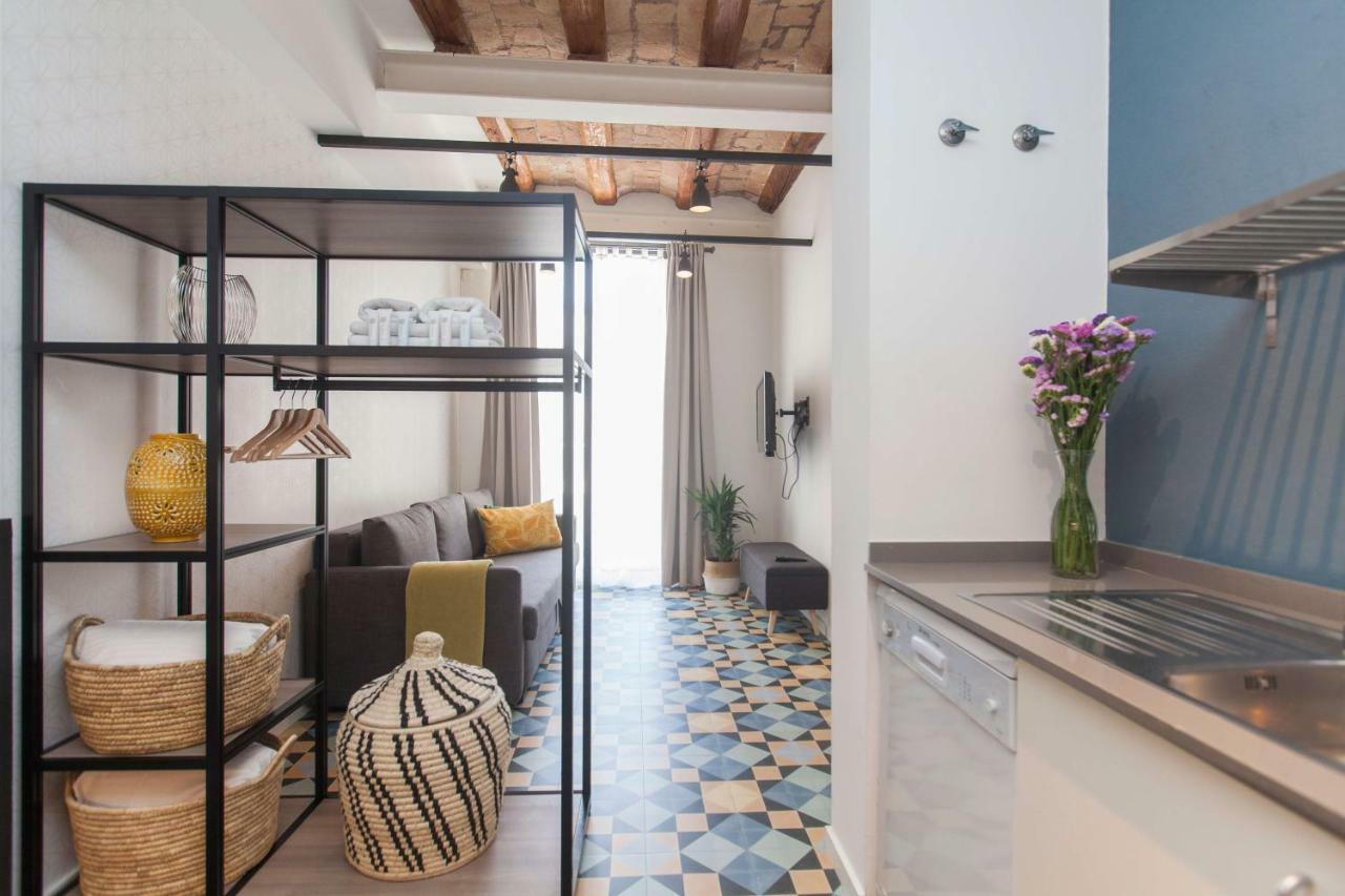 Short Stay Group Liceu Serviced Apartments บาร์เซโลนา ภายนอก รูปภาพ